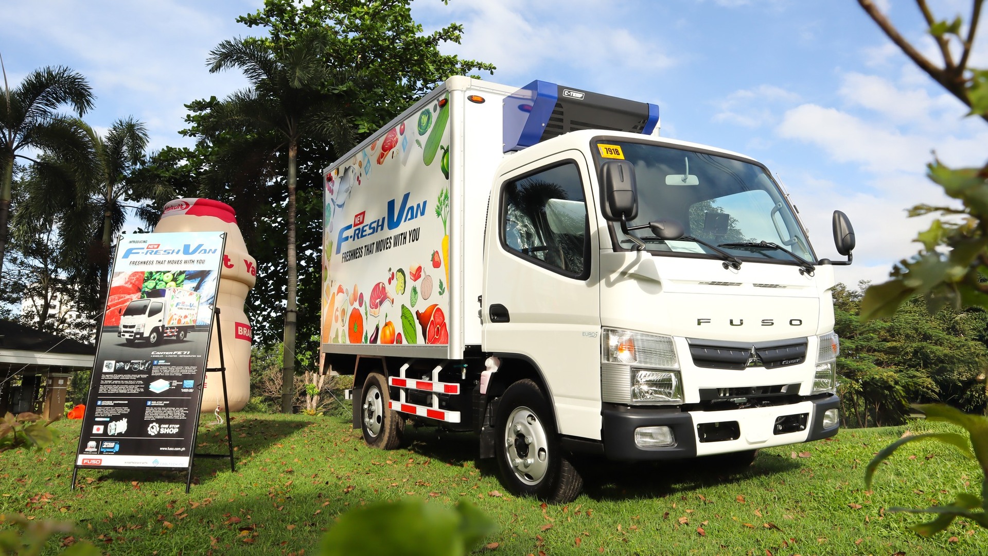 Cooltech Showcases Fuso F-resh Van at the Vibrant VDS Golf Tournament in Wack Wack